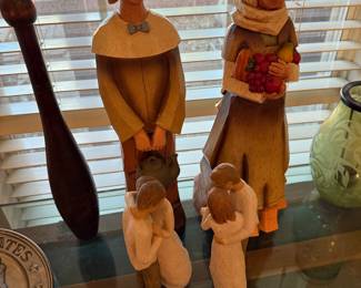 Thanksgiving decor, Willow tree figures