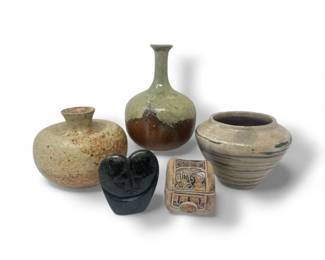 29 StudioPotteryStoneArtLotTambaYakiJackP2Concillia