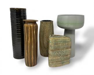 64 Setof5StudioPotteryVasesInclSignedIvyReedTriangularForm