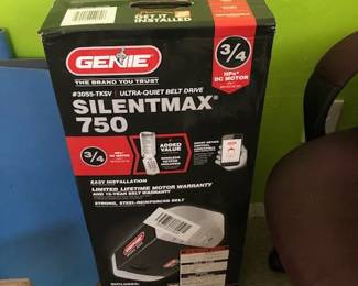 Genie Silentmax 750