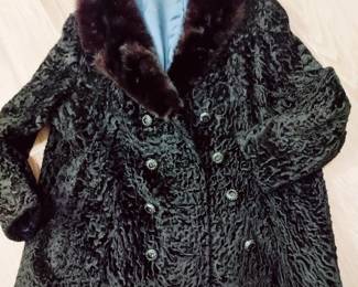1960'S  CURLY LAMB WOOL JACKET WITH MINK COLOR