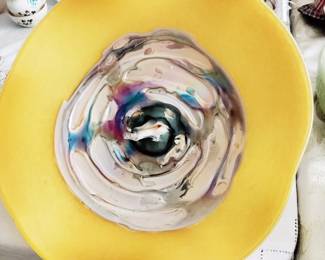 GORGEOUS PLATE TO WALL MOUNT