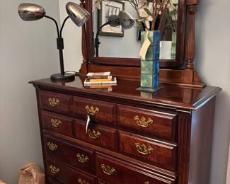 dresser with mirror
