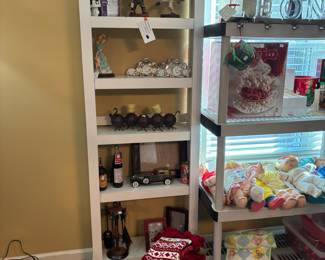 bookcases are for sale there are matching ones