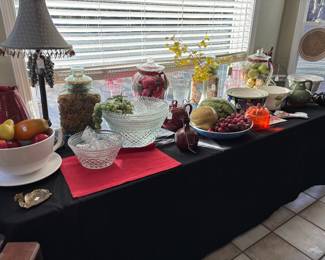 vintage punch bowl with cups