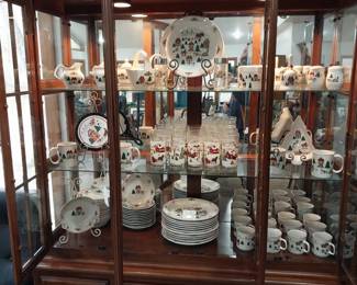 china cabinet, Christmas dishes