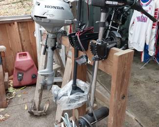 28 and 18 thrust Minn Kota trolling motors, Honda 4 stroke 2hp
