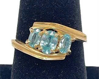 14K Yellow Gold Ice Blue Zircon Stone Trio Size 7.5 Ring