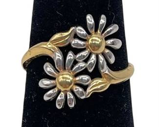 18K Yellow / White Gold Daisy Duo Size 6.25 Ring