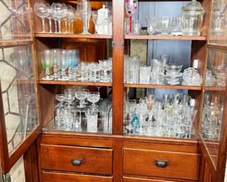 glass wear, antiques, dishes, dining