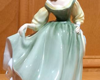 ROYAL DOULTON FIGURINE