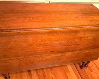 GATE LEG DROP LEAF ANTIQUE TABLE W WOOD DOWEL CONSTRUCTION