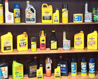 ASSORTED BOTTLES OF OIL