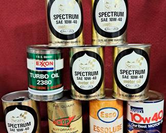 VINTAGE OIL CANS LOT