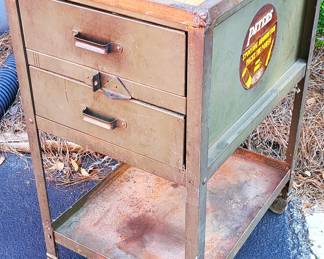 RJR ROLLING CABINET TOOL BOX