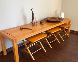 Designed by local craftsman Einer Pough