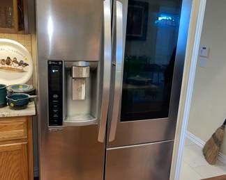 LG - perfect condition french door
