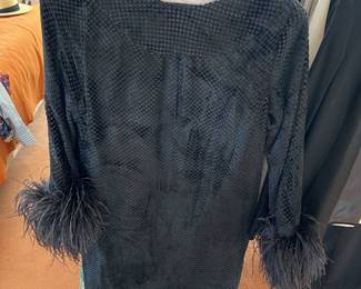 Loads of party dresses~!