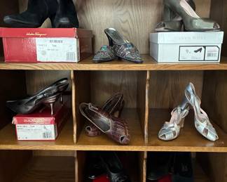 Amalfi, Kate Spade, Salvatore Ferragami, Arche, Delmar, Todd's, Cole Haan, Donald Pliner, Taryn Rose