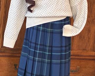 Fjäll räven sweater, new with tags, cat scarf, Pendelton wool plaid skirt