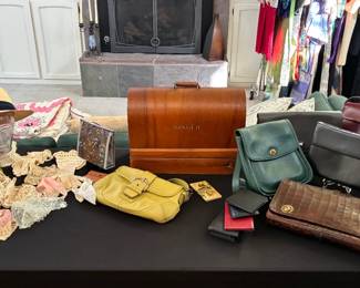 Bo's Art Bags LA, Ferragamo, Coach, Meyers, Koret, Furla, Tumi, Simón, Perry Ellis, vintage hats, gloves