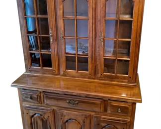 TempleStuart Early American China Hutch