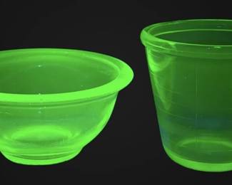 Hazel Atlas Uranium Glass Measuring Cup Small Mixing Bowl