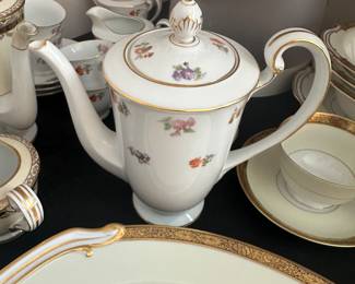 Noritake Floral tea set (serves 6)