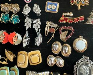 Vintage costume jewelry 