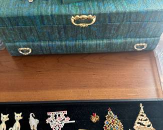 Vintage costume jewelry 