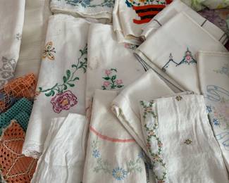 vintage linens 