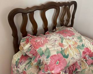 Vintage twin size bed 
