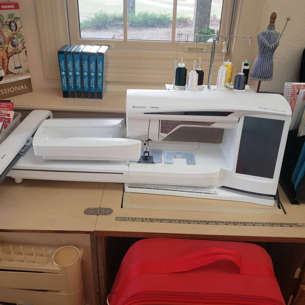 Husqvarna Viking designer diamond  embroidery  machine