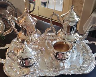 Silverplate tea set w tray