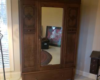 Armoire