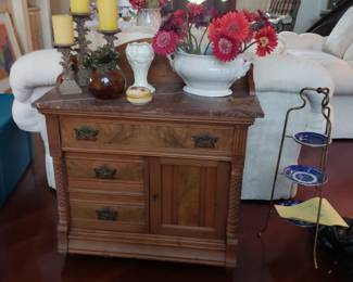 Chest w drawers and door