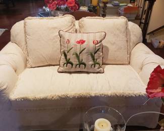 Love this pair of loveseats