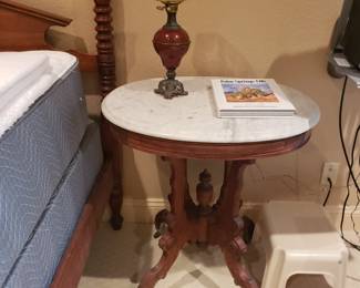 Round marble top table 