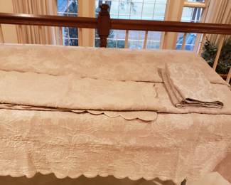 Peacock alley queen bedding w euro sham and 2 shams