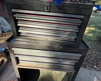 Tool chest