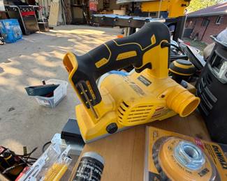 Hand planer plus multiple tools