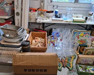 ALUMINUM COOKING SUPPLIES, GLASSES, TRAYS