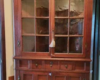 ANTIQUE CORNER CABINET
