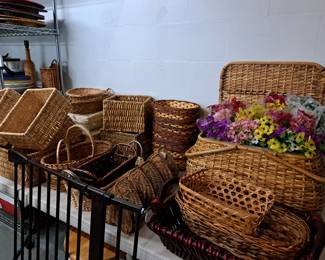 VARIETY OF BASKETS
