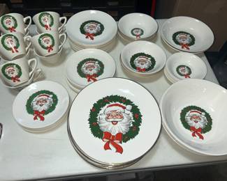Vintage Santa dishes 