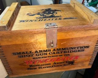 Winchester wood box