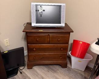 Small TV & deep drawer table 