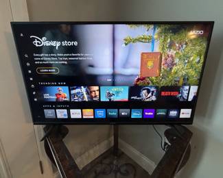 BUY IT NOW! $100.00. Vizio 40" smart TV w/remote.
