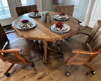 BUY IT NOW!  $295.00.  Kitchen table (Oak) w/4 chairs. 47 1/2" Dia. x 29 1/2" H.