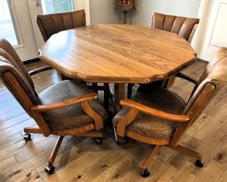 BUY IT NOW!  $295.00.  Kitchen table (Oak) w/4 chairs. 47 1/2" Dia. x 29 1/2" H.